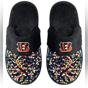 NWT Womens Cincinnati Bengals Black Sequin Slippers
